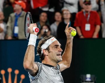 La emoción de Federer tras el último punto
