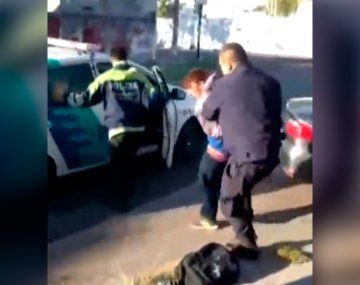 Una mujer fue asaltada y manoseada en Berazategui: liberaron al agresor y vive atemorizada