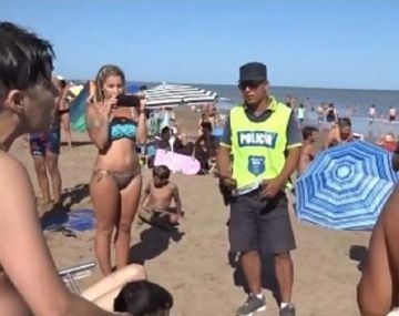 Mujeres censuradas en Necochea cuando hacían topless