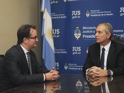 corte suprema: alak recibio a carles antes de anunciar su postulacion corte suprema: alak recibio a carles antes de anunciar su postulacion