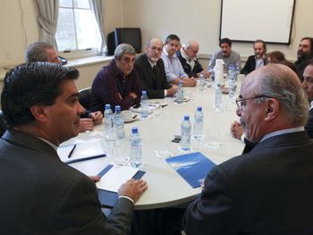 Educación convocó a retomar la paritaria nacional docente el próximo jueves