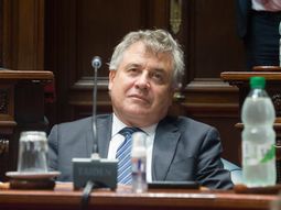 El canciller Omar Paganini llamó a consultas al embajador Eber da Rosa. El canciller Omar Paganini llamó a consultas al embajador Eber da Rosa.