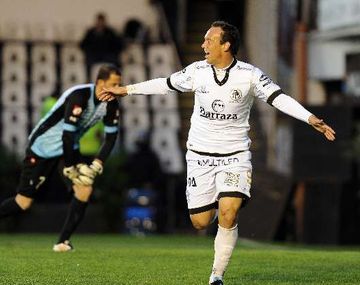 San Lorenzo incorporó a otro delantero