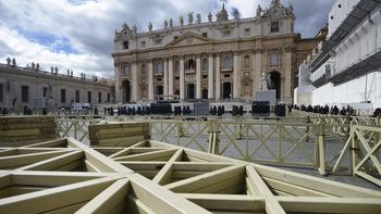 junto a cfk, lorenzetti, calo y alfonsin asistiran al vaticano junto a cfk, lorenzetti, calo y alfonsin asistiran al vaticano