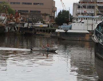 Encontraron el cuerpo de un hombre en el Riachuelo: estaba esposado