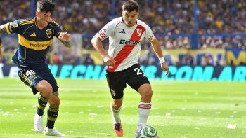 boca y river juegan un nuevo superclasico en la bombonera boca y river juegan un nuevo superclasico en la bombonera