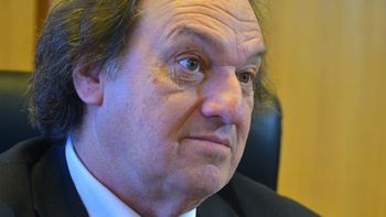 Lust representó legalmente a Manini Ríos en el pasado. Lust representó legalmente a Manini Ríos en el pasado.