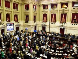 Juraron 10 nuevos diputados en una sesión especial