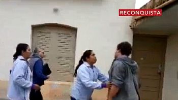 video: asi detuvieron al cura acusado de abuso en santa fe video: asi detuvieron al cura acusado de abuso en santa fe