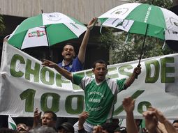 con aval oficial, camioneros acordo un bono de fin de ano de hasta $12 mil con aval oficial, camioneros acordo un bono de fin de ano de hasta $12 mil