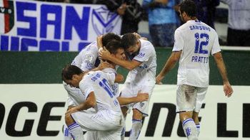 velez goleo y se recupero ante deportes iquique en liniers velez goleo y se recupero ante deportes iquique en liniers