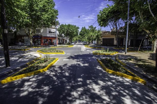 Transformaron Villa Real y desde este viernes los autos no circularán a más de 30 km/h