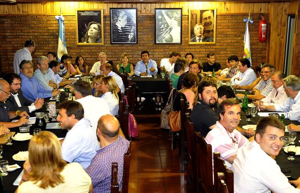 Espinoza: Inauguramos una nueva etapa en el peronismo de la Provincia