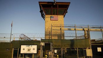 lleva 13 anos en la carcel de guantanamo porque confundieron su nombre lleva 13 anos en la carcel de guantanamo porque confundieron su nombre