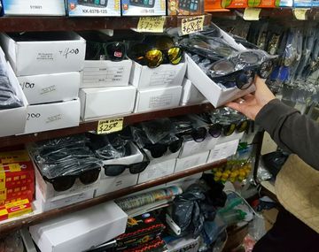 Anteojos de sol truchos, un peligro para la salud