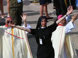 historico: francisco plantea que las mujeres puedan ser diaconos historico: francisco plantea que las mujeres puedan ser diaconos