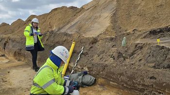 hallazgo masivo: encuentran cientos de restos de la edad del bronce hallazgo masivo: encuentran cientos de restos de la edad del bronce