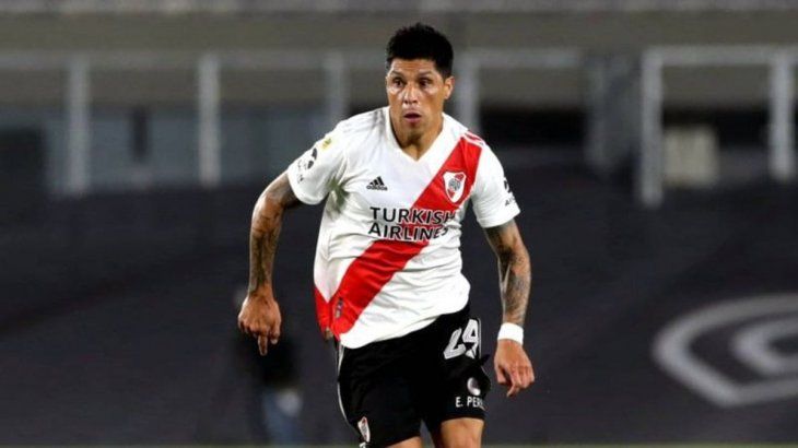 River se prepara para la Copa Libertadores: Gallardo probó a Enzo Pérez en el arco