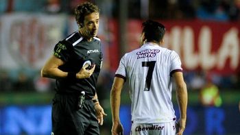 Beligoy y Acosta se cruzaron dentro y fuera de la cancha Beligoy y Acosta se cruzaron dentro y fuera de la cancha