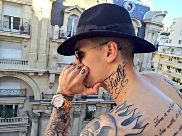 Los cuestionables tatuajes de Alexander Caniggia