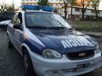 Dos muertos y tres detenidos tras una persecución y tiroteo en Vicente López