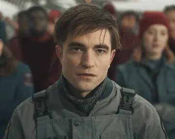 Robert Pattinson en Mickey 17.&nbsp;
