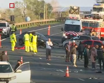 Choque múltiple de seis autos en Panamericana: dos muertos y tres heridos
