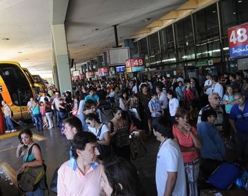 Se quedaron varados en una terminal.(Foto de archivo).