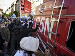 Notificaron a seis  acusados por el brutal ataque y censura a C5N