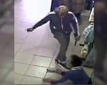 Munro: delincuentes robaron un supermercado y noquearon a un cliente 