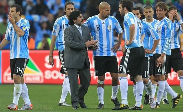 Maradona, contra la Selección: No miro películas de terror