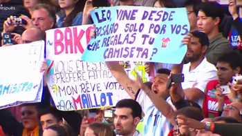 La ilusión de un hincha argentino por la camiseta de Messi La ilusión de un hincha argentino por la camiseta de Messi