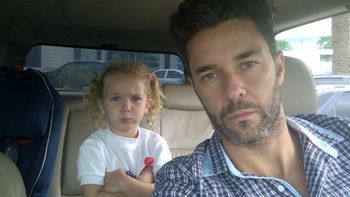 Mariano Martínez con su hija Olivia Mariano Martínez con su hija Olivia