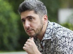 Jey Mammón huyó del país: quién viajó en el mismo vuelo