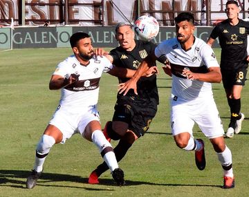 Racing recibe a Platense: cómo verlo en vivo por Internet en el celular o la computadora