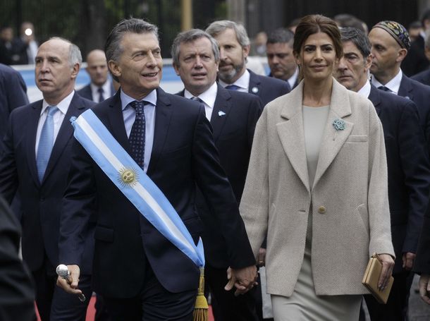 Macri y Juliana Wada en el Tedeum por el 25 de mayo