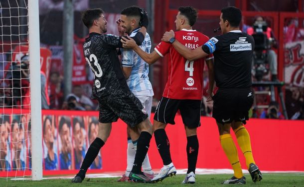 El mensaje de Maravilla Martínez en Racing tras el penal errado ante Independiente