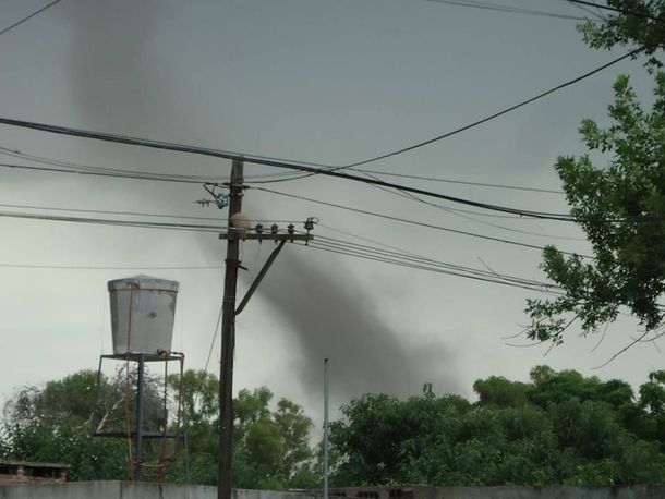 En medio de la ola de calor, hubo un tornado en Santa Fe