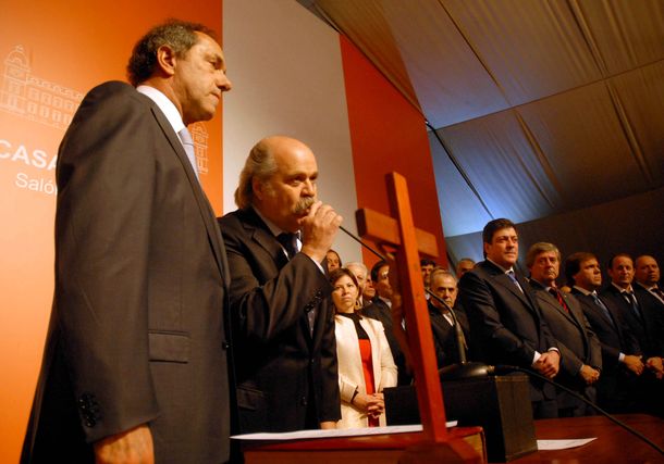 Prometen que en dos años habrá 100 mil efectivos en las calles