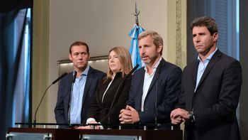 coparticipacion: el gobierno ofrecio a las provincias una restitucion segmentada del 15% coparticipacion: el gobierno ofrecio a las provincias una restitucion segmentada del 15%