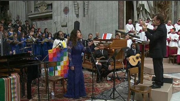 Patricia Sosa cantó en la Misa Criolla celebrada en el Vaticano