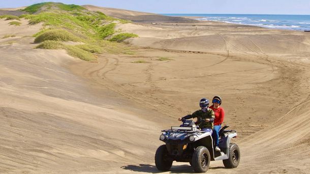 El pueblito pesquero cercano a CDMX que tiene enormes dunas que terminan en el mar: ideal para una escapada en Semana Santa 2026
