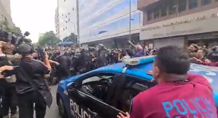 Incidentes en el Incaa: la Policía de la Ciudad reprimió a manifestantes