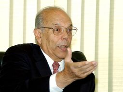 Murió el ex presidente de Uruguay Jorge Batlle, que trató de ladrones a los argentinos.