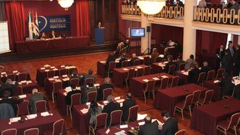 asumen los parlamentarios argentinos del mercosur asumen los parlamentarios argentinos del mercosur