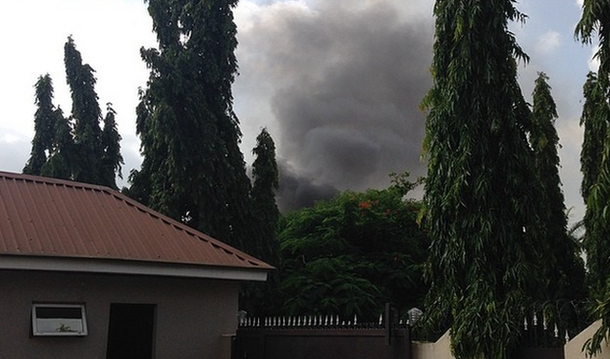 Al menos 21 muertos y 17 heridos por una explosión en un shopping de Nigeria