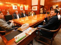 Tras criticar la inflación, Massa se reunió con el impulsor de un nuevo tarifazo en Córdoba