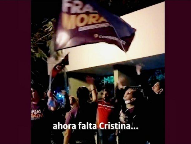 VIDEO: Violentos cánticos de militantes de Franja Morada, deseándole la muerte a Cristina Kirchner
