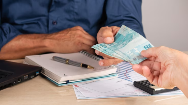 Checa cómo serán los pedidos de aumento de las pensiones en México.