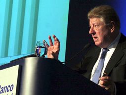 ¿que haria el principal asesor economico de scioli con el dolar? ¿que haria el principal asesor economico de scioli con el dolar?